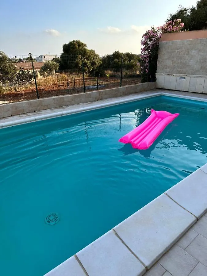 Home 65 Seafront With Private Pool Italy