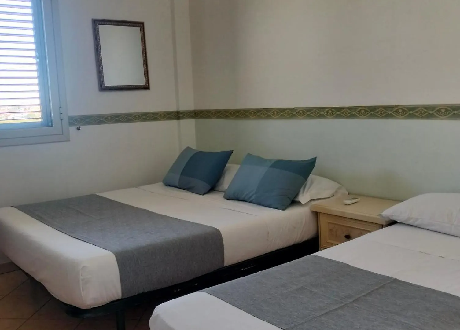 Home 65 Seafront With Private Pool Villaggio Azzurro