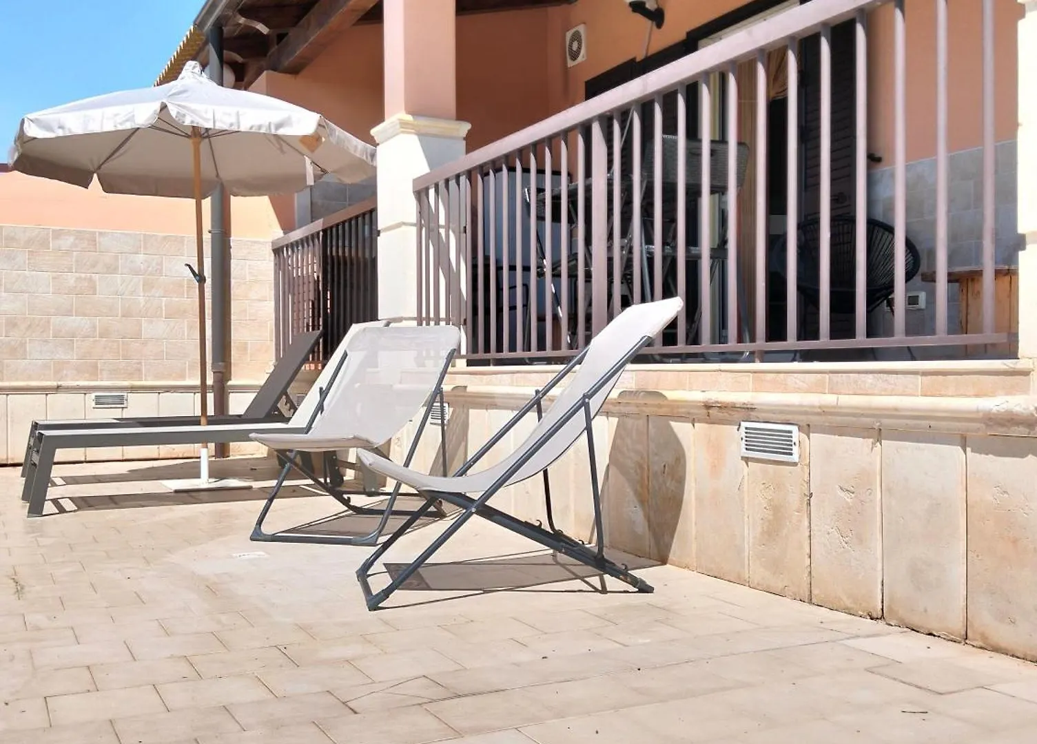 Home 65 Seafront With Private Pool Villa